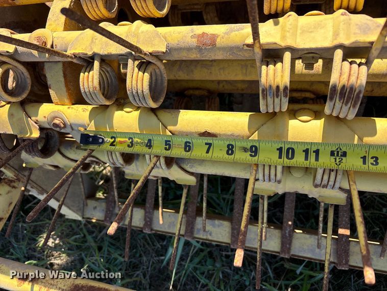 image for item EA7704 Bean harvester