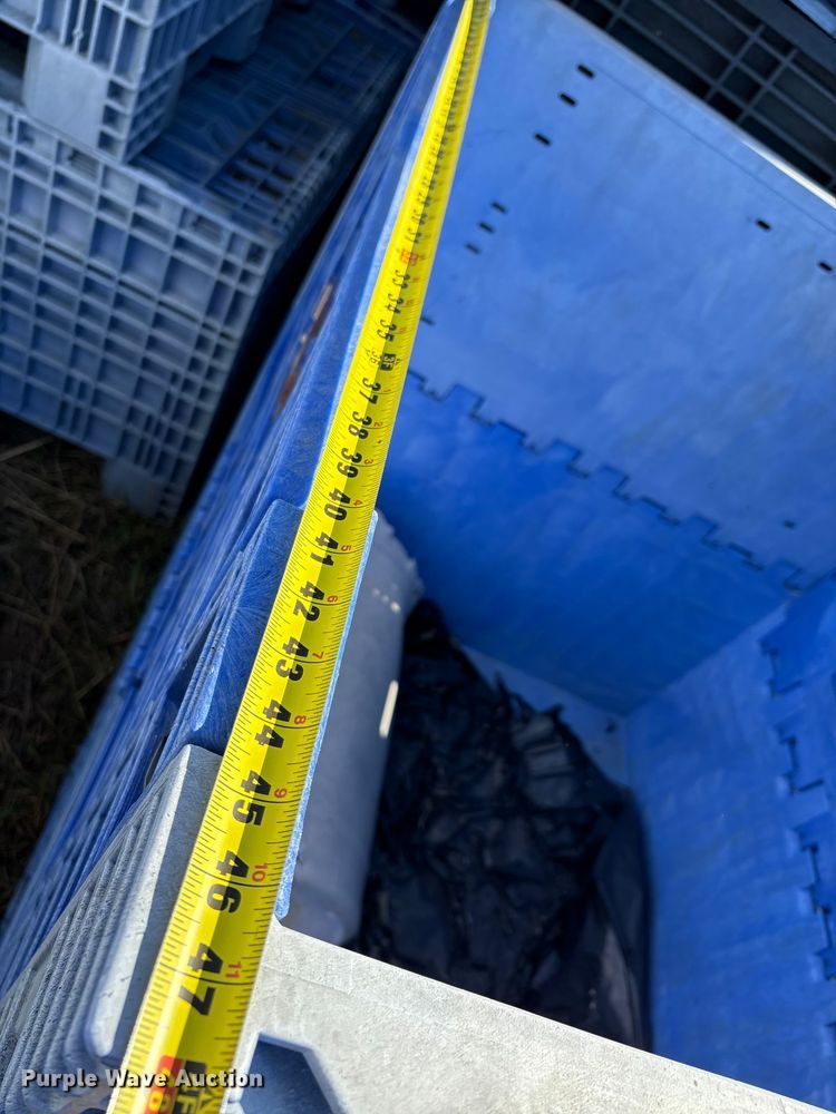 image for item EA7705 (15) Buckhorn plastic totes 