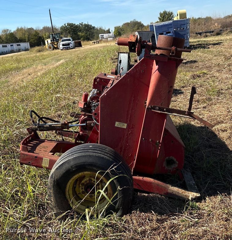 image for item EA7707 New Holland 890 forage harvester
