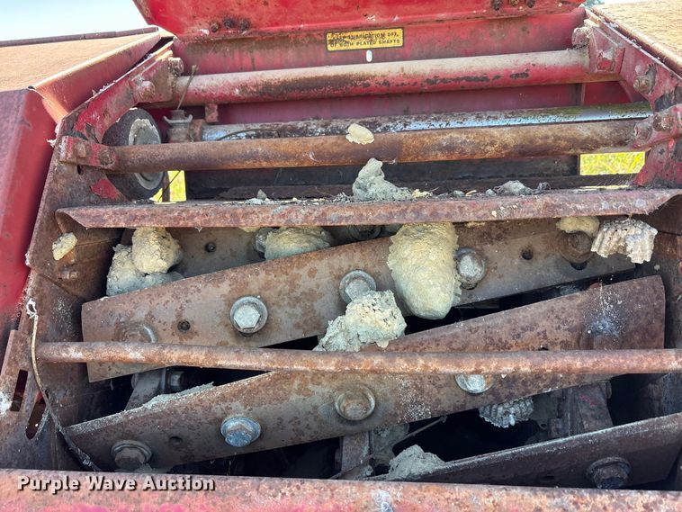 image for item EA7707 New Holland 890 forage harvester