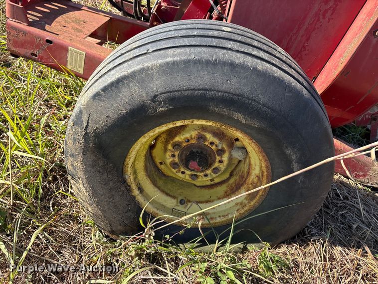image for item EA7707 New Holland 890 forage harvester