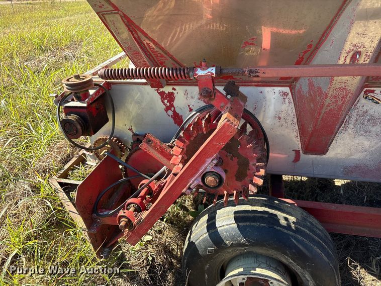 image for item EA7709 Spreader