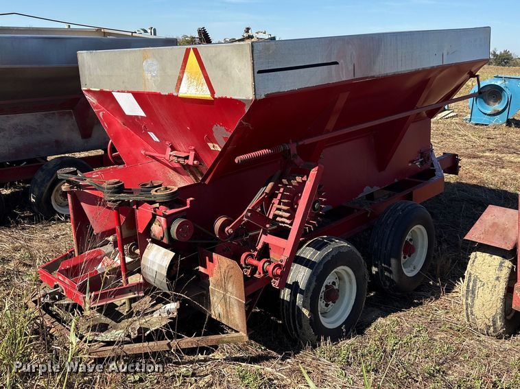 image for item EA7710 Spreader