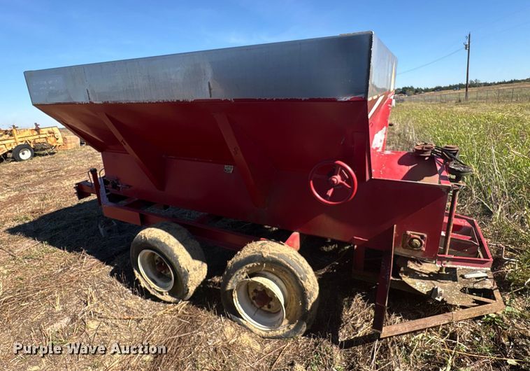 image for item EA7710 Spreader