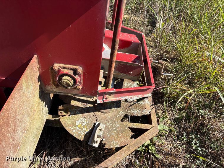 image for item EA7710 Spreader