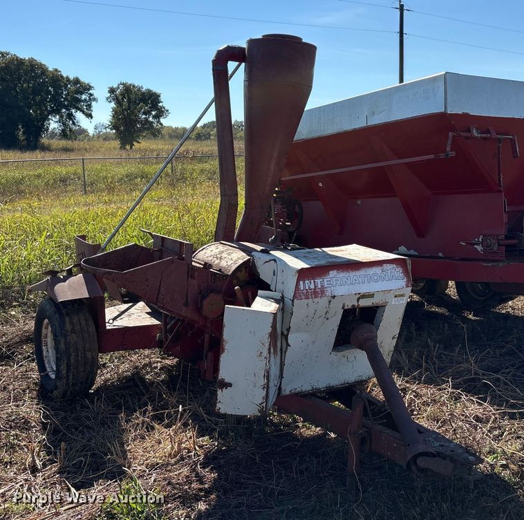 image for item EA7711 International wood chipper