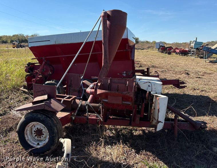 image for item EA7711 International wood chipper