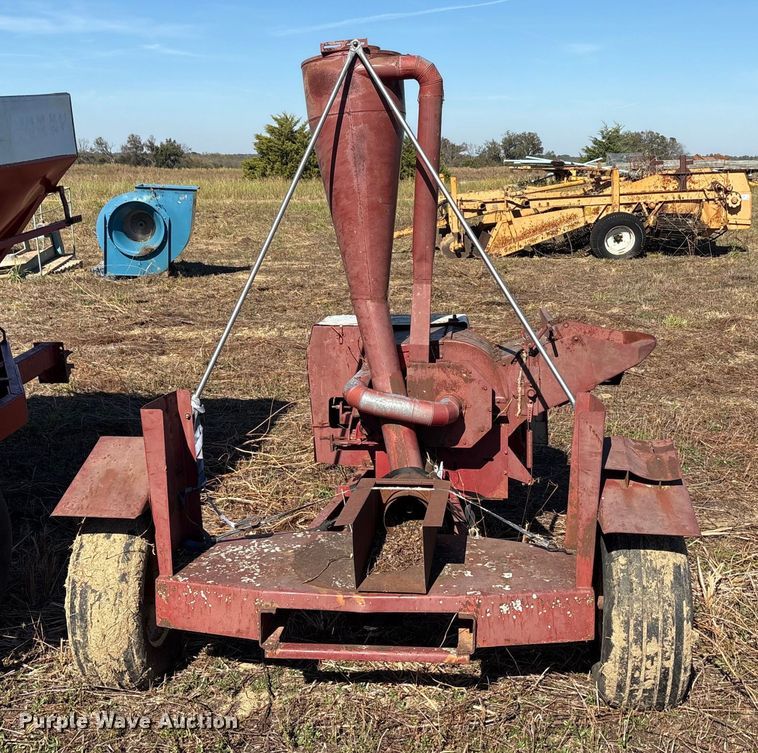 image for item EA7711 International wood chipper