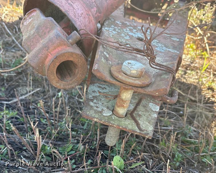 image for item EA7711 International wood chipper