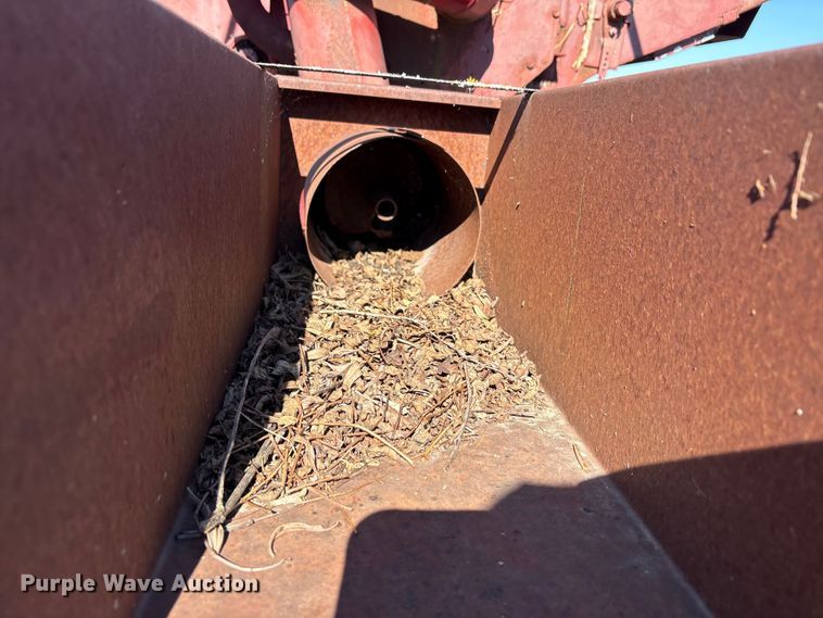 image for item EA7711 International wood chipper