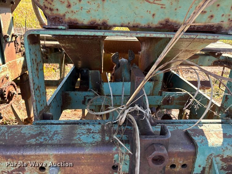 image for item EA7712 Lockwood L06200-00601 planter