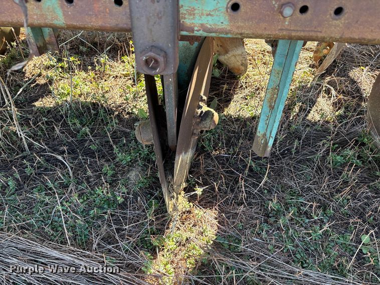 image for item EA7712 Lockwood L06200-00601 planter