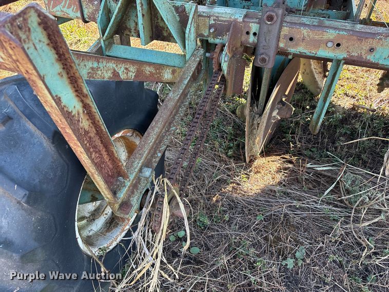 image for item EA7712 Lockwood L06200-00601 planter