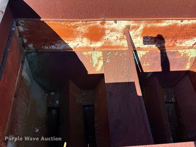 image for item EA7712 Lockwood L06200-00601 planter