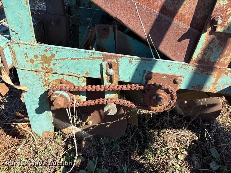 image for item EA7712 Lockwood L06200-00601 planter