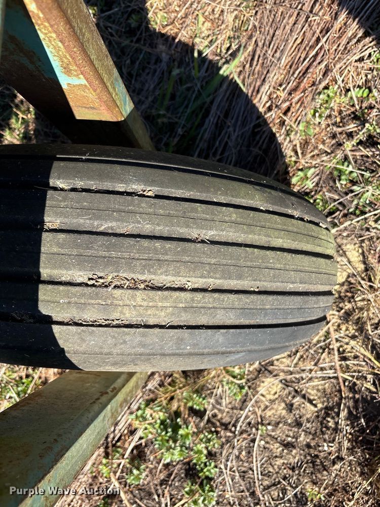 image for item EA7712 Lockwood L06200-00601 planter