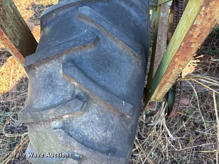 image for item EA7712 Lockwood L06200-00601 planter