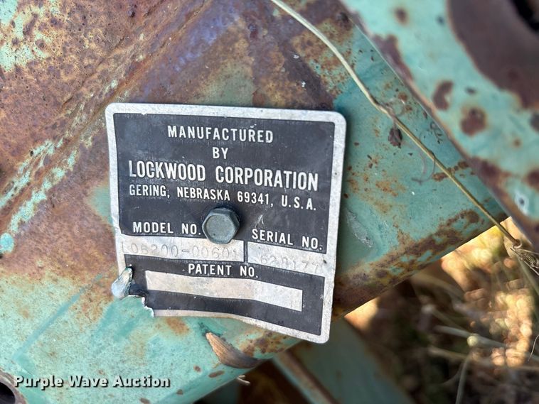 image for item EA7712 Lockwood L06200-00601 planter