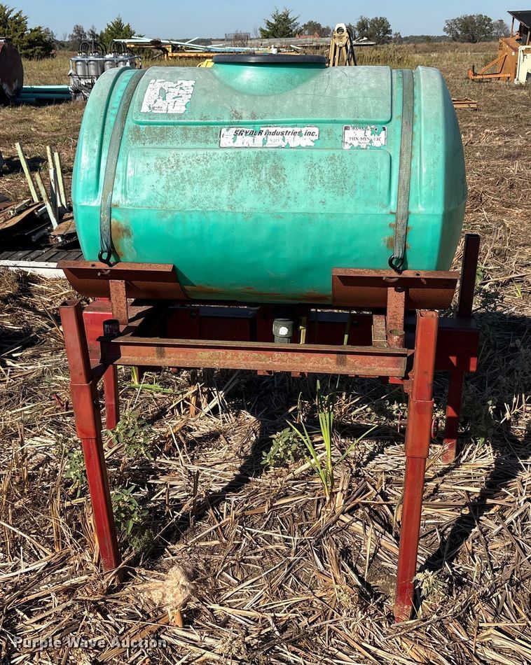 image for item EA7715 Snyder industries tank