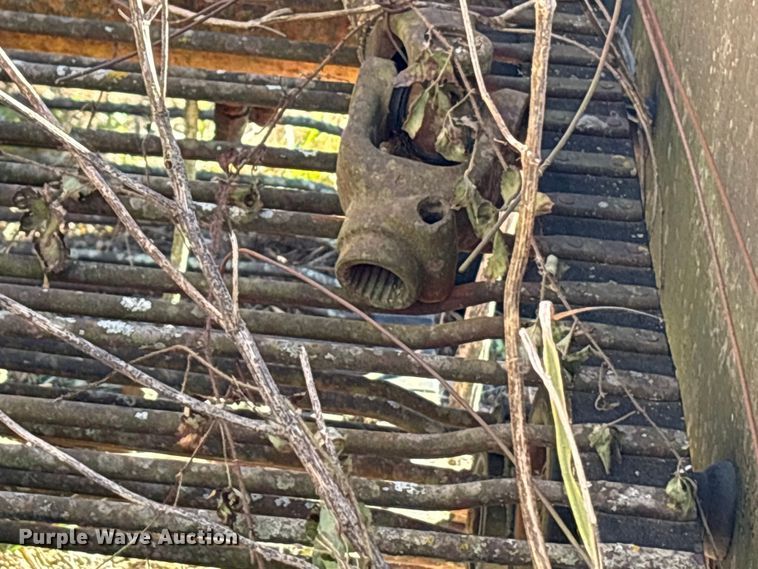 image for item EA7727 Logan potato harvester