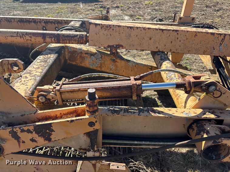 image for item EA7727 Logan potato harvester