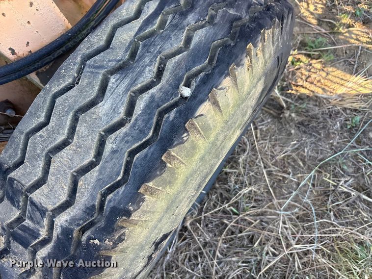 image for item EA7727 Logan potato harvester