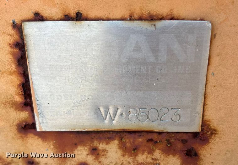 image for item EA7727 Logan potato harvester