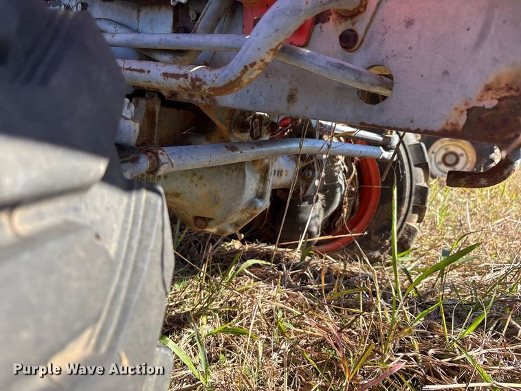 image for item EA7730 Kubota B20 MFWD tractor