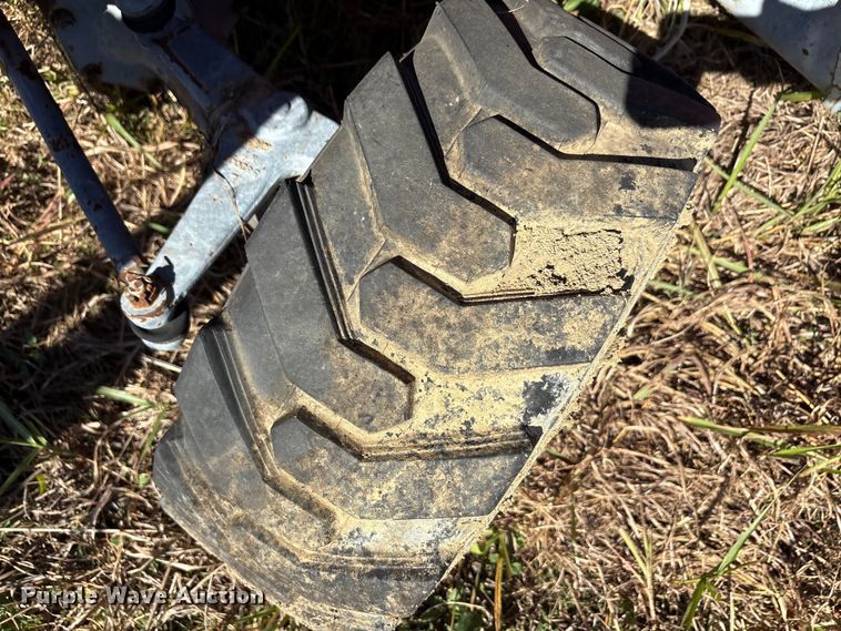 image for item EA7730 Kubota B20 MFWD tractor