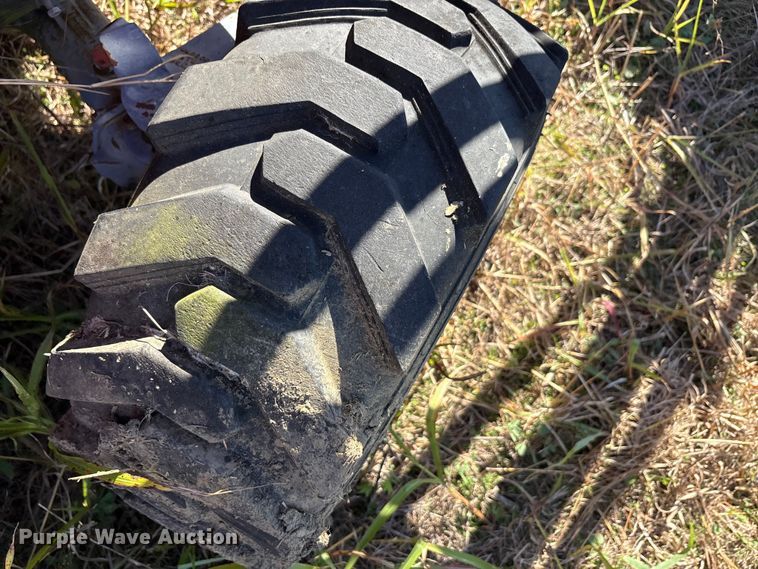 image for item EA7730 Kubota B20 MFWD tractor