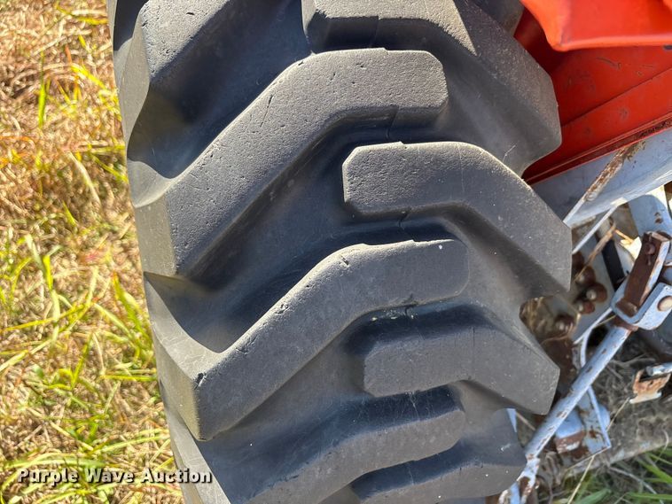 image for item EA7730 Kubota B20 MFWD tractor