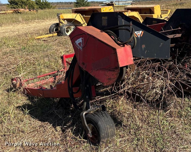 image for item EA7731 UFT root crop harvester