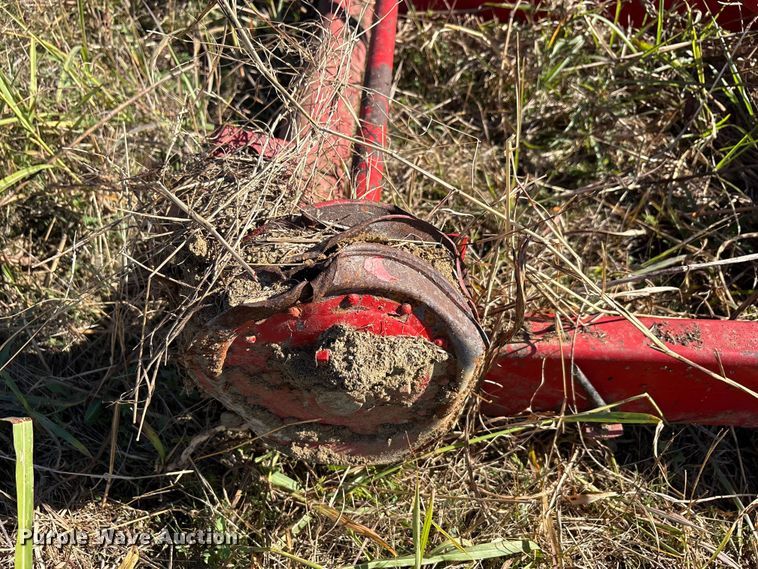 image for item EA7731 UFT root crop harvester