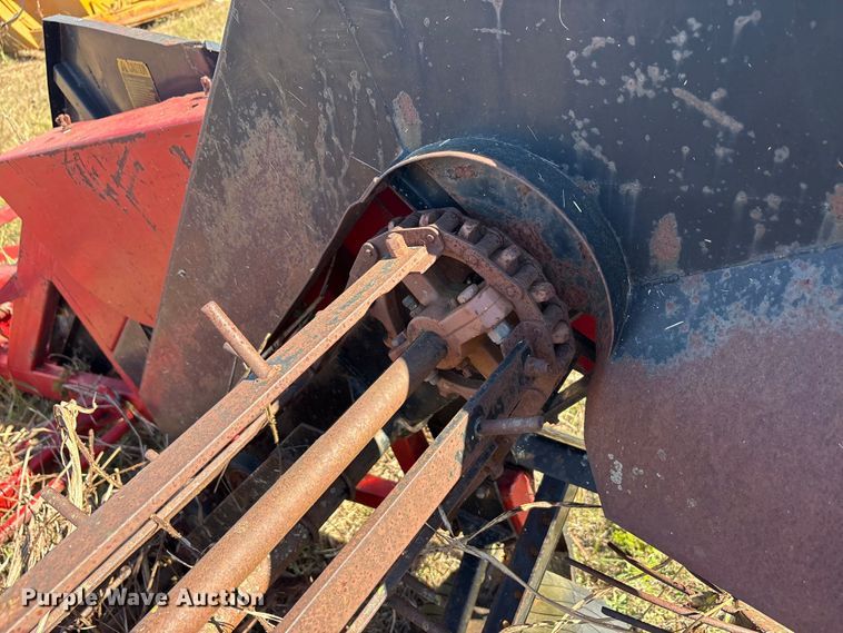 image for item EA7731 UFT root crop harvester