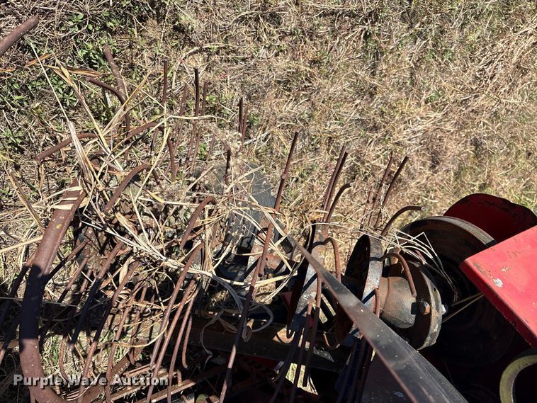 image for item EA7731 UFT root crop harvester