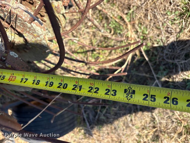 image for item EA7731 UFT root crop harvester