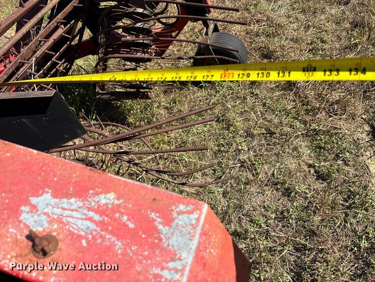 image for item EA7731 UFT root crop harvester