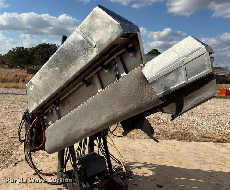 image for item EA7752 Chemical containers sprayer attachment