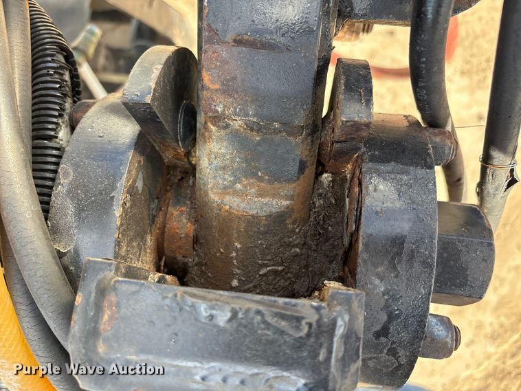 image for item EA7752 Chemical containers sprayer attachment