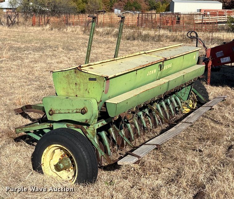 image for item EA7755 John Deere FB157B grain drill