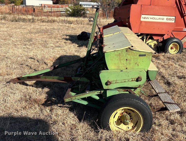 image for item EA7755 John Deere FB157B grain drill