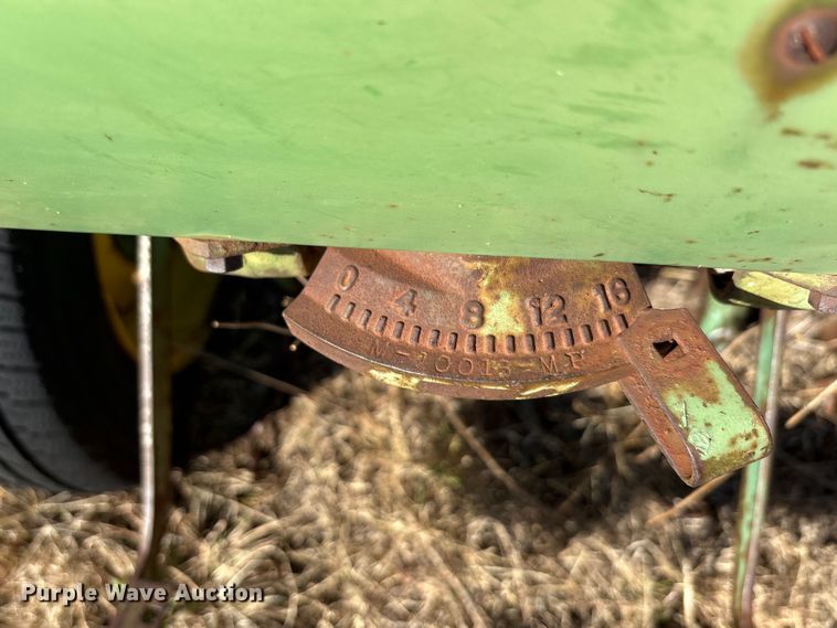 image for item EA7755 John Deere FB157B grain drill