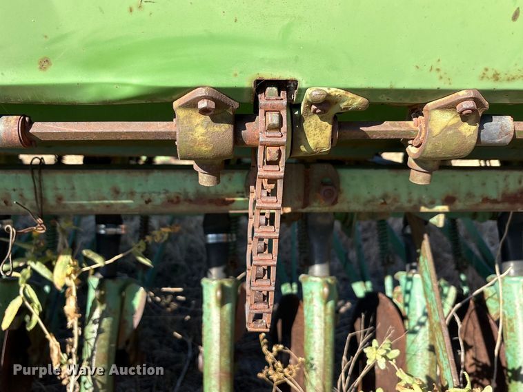 image for item EA7755 John Deere FB157B grain drill