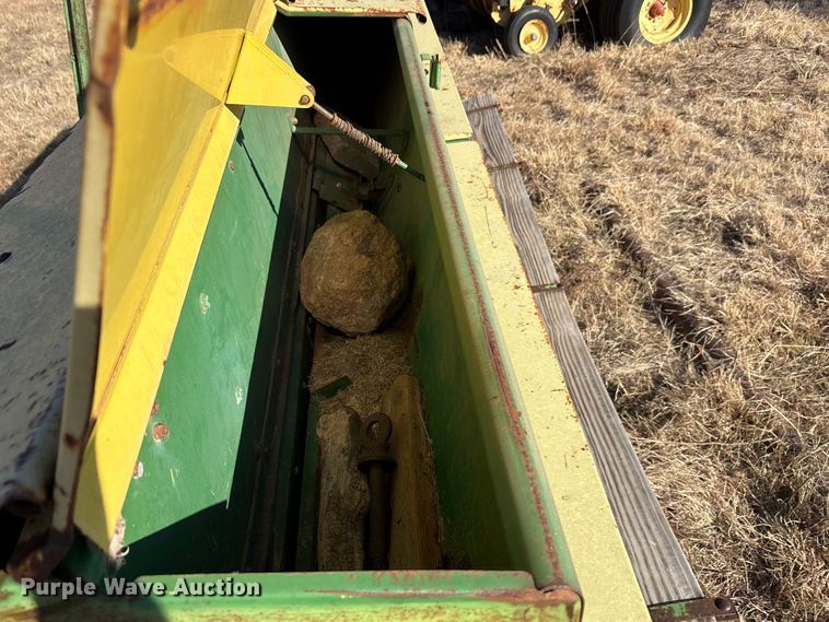 image for item EA7755 John Deere FB157B grain drill