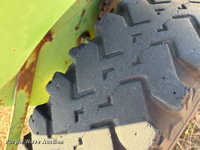 image for item EA7755 John Deere FB157B grain drill