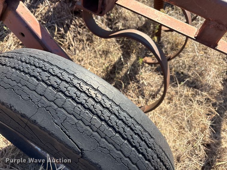 image for item EA7757 Field cultivator