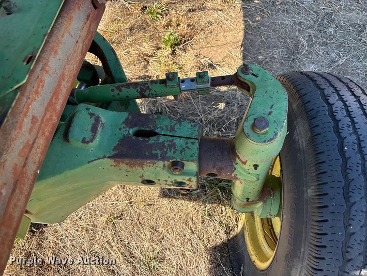 image for item EA7758 John Deere 4620 tractor