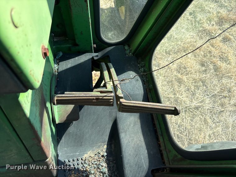 image for item EA7758 John Deere 4620 tractor