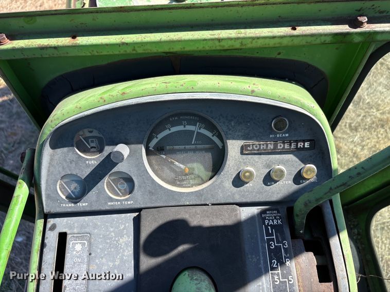 image for item EA7758 John Deere 4620 tractor