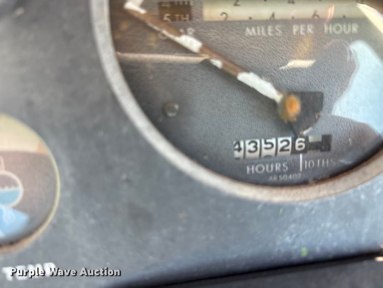 image for item EA7758 John Deere 4620 tractor